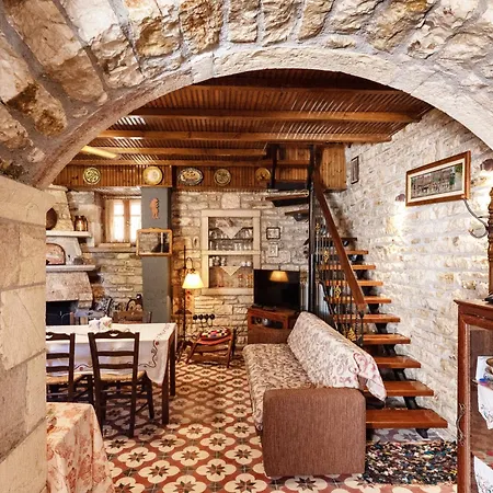 Alexana - Traditional House * Káto Figália