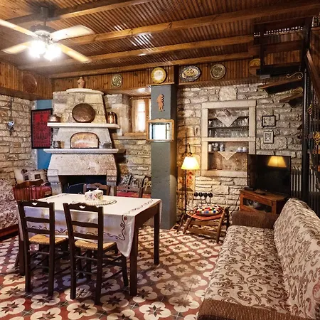Alexana - Traditional House Ferienhaus *