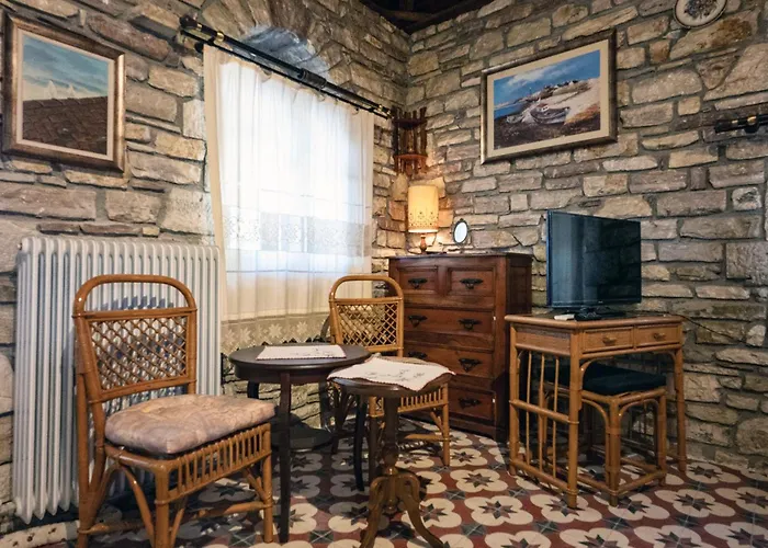 Alexana - Traditional House Hébergement de vacances Kato Figalia