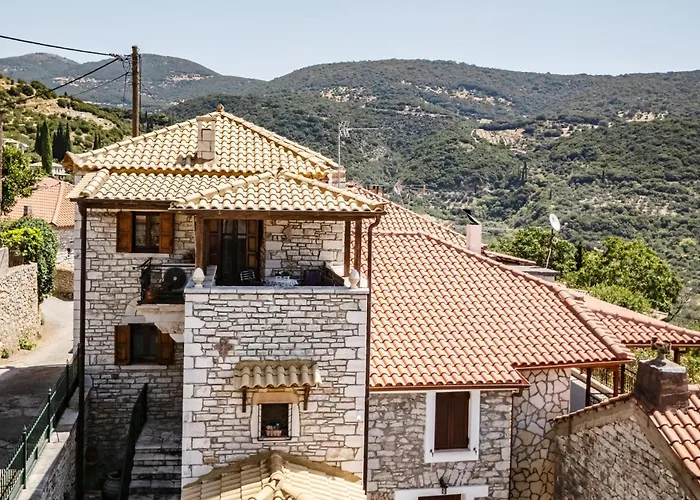 Alexana - Traditional House Kato Figalia