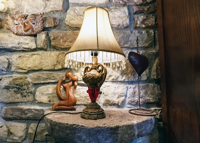 Alexana - Traditional House * Kato Figalia