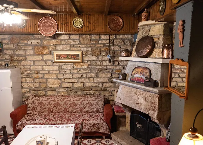 Alexana - Traditional House *